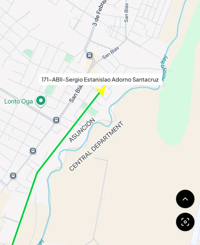 Screenshot: Full map view with trails, geofences, and POIs
